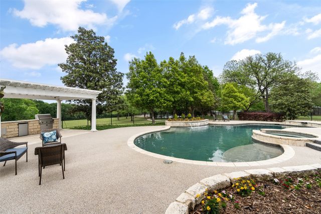 343 E Town East Boulevard, Sunnyvale, TX 75182