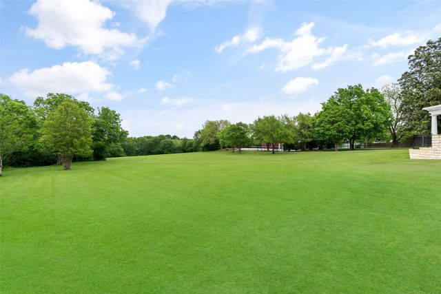 343 E Town East Boulevard, Sunnyvale, TX 75182