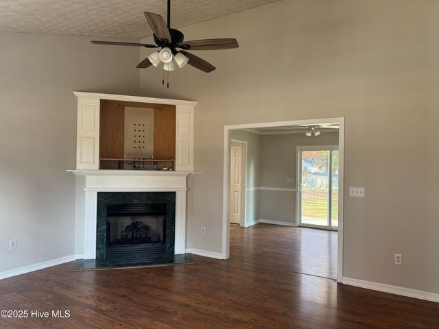 308 Farina Drive, Havelock, NC 28532