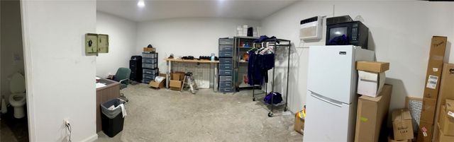 3605 NW Loop 286, Paris, TX 75460