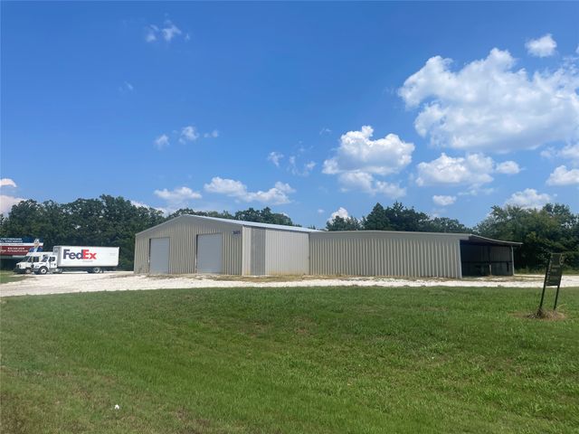 3605 NW Loop 286, Paris, TX 75460