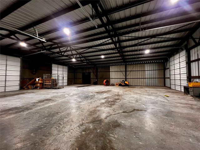 3605 NW Loop 286, Paris, TX 75460