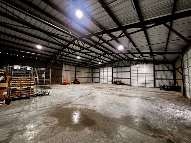 3605 NW Loop 286, Paris, TX 75460