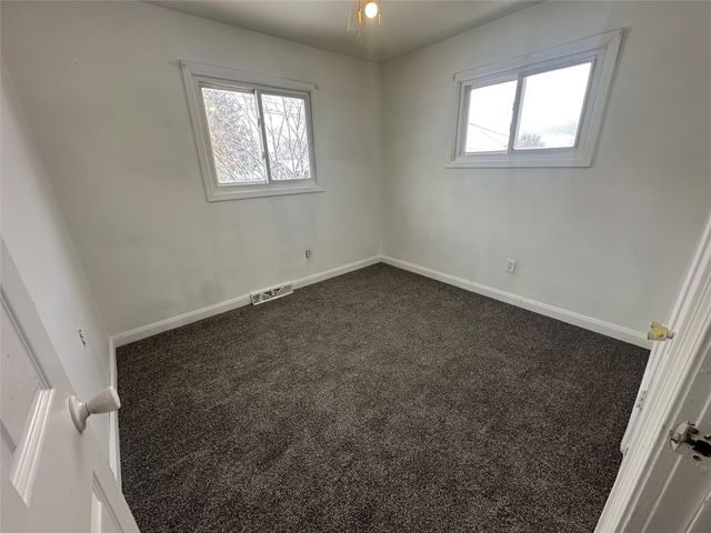 4013 ESSEX Avenue, Erie, PA 16504