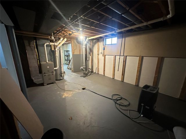 4013 ESSEX Avenue, Erie, PA 16504