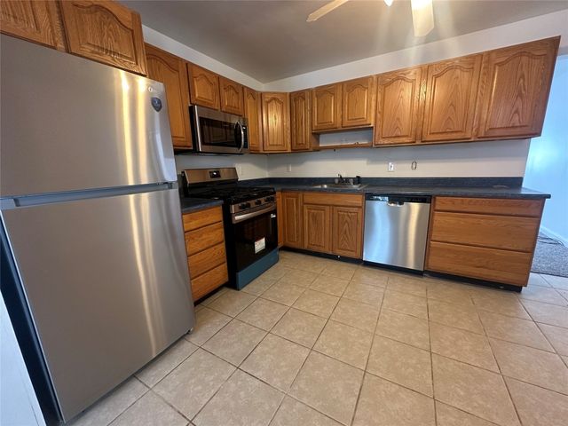 4013 ESSEX Avenue, Erie, PA 16504