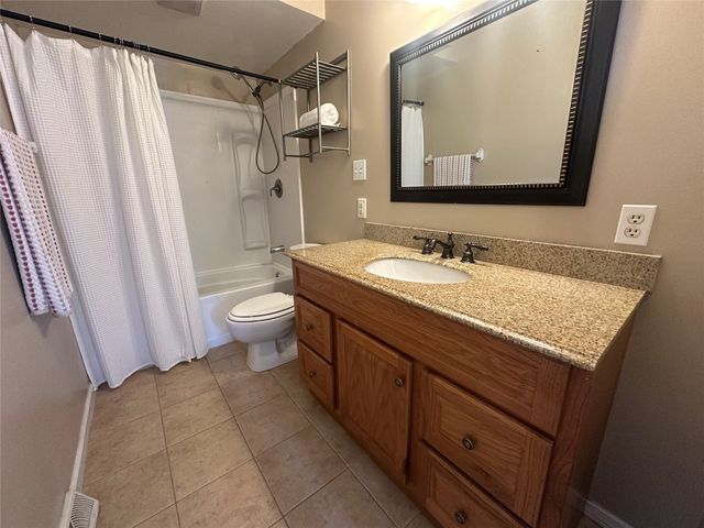 4013 ESSEX Avenue, Erie, PA 16504