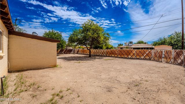 6112 E 26th Street, Tucson, AZ 85711