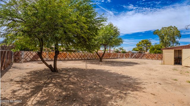 6112 E 26th Street, Tucson, AZ 85711