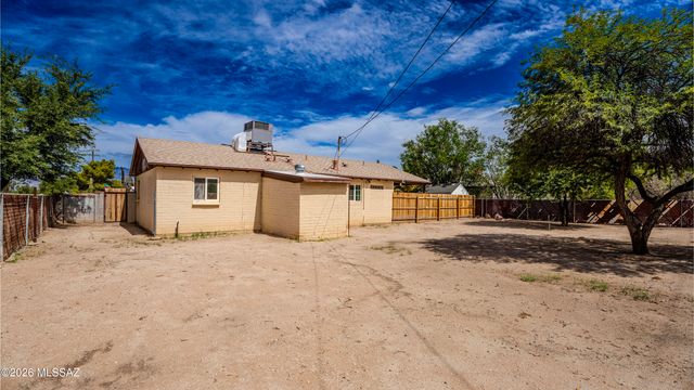 6112 E 26th Street, Tucson, AZ 85711