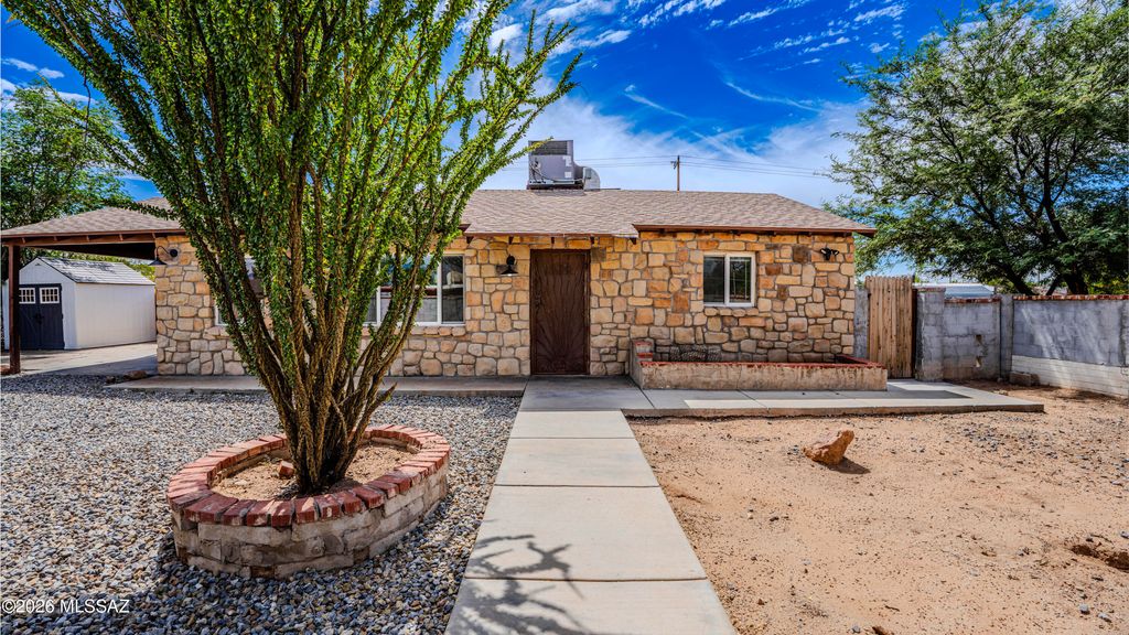 6112 E 26th Street, Tucson, AZ 85711