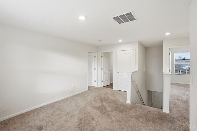 60 Tarragon Way, New Lebanon, OH 45345