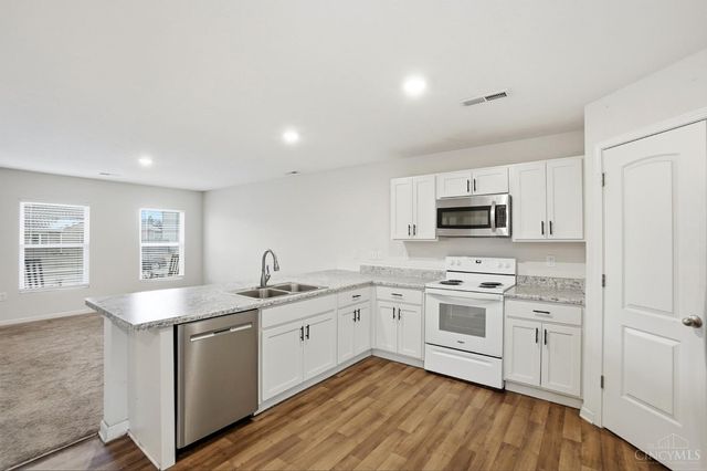 60 Tarragon Way, New Lebanon, OH 45345