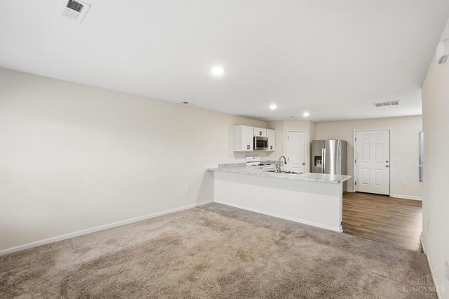 60 Tarragon Way, New Lebanon, OH 45345