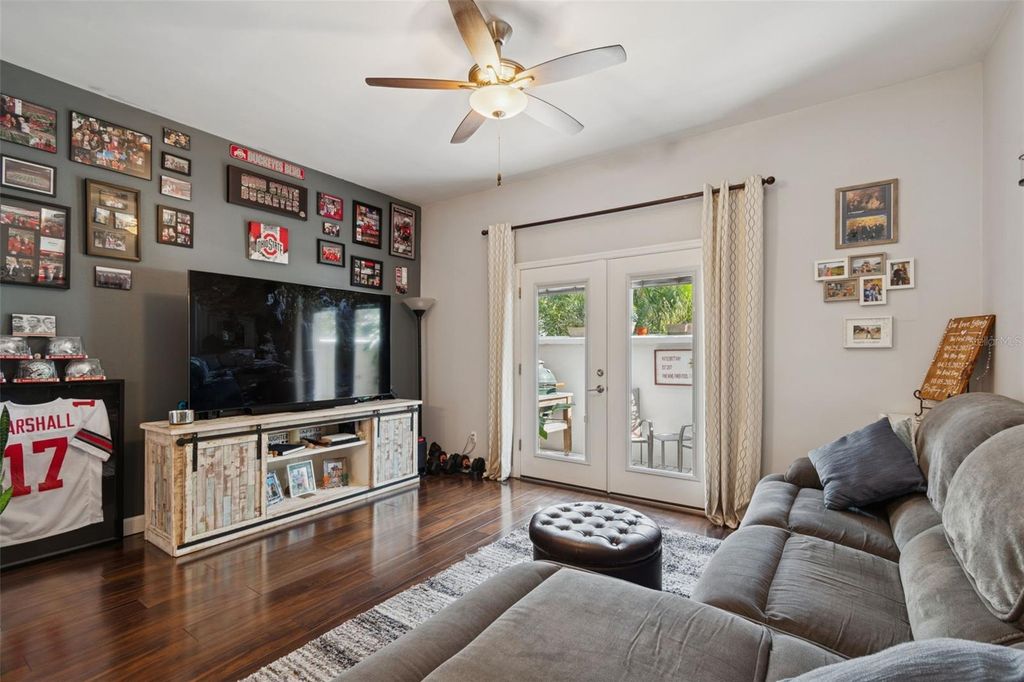 Image 18 of property listing at 1201 W HORATIO STREET F3, Tampa, FL 33606