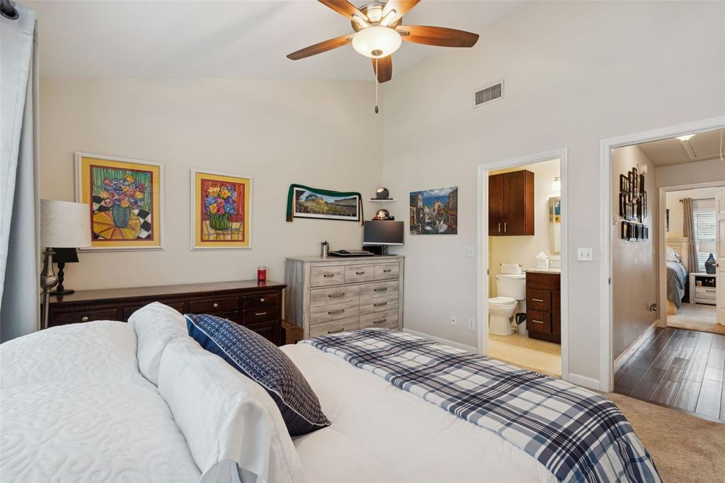 Image 29 of property listing at 1201 W HORATIO STREET F3, Tampa, FL 33606