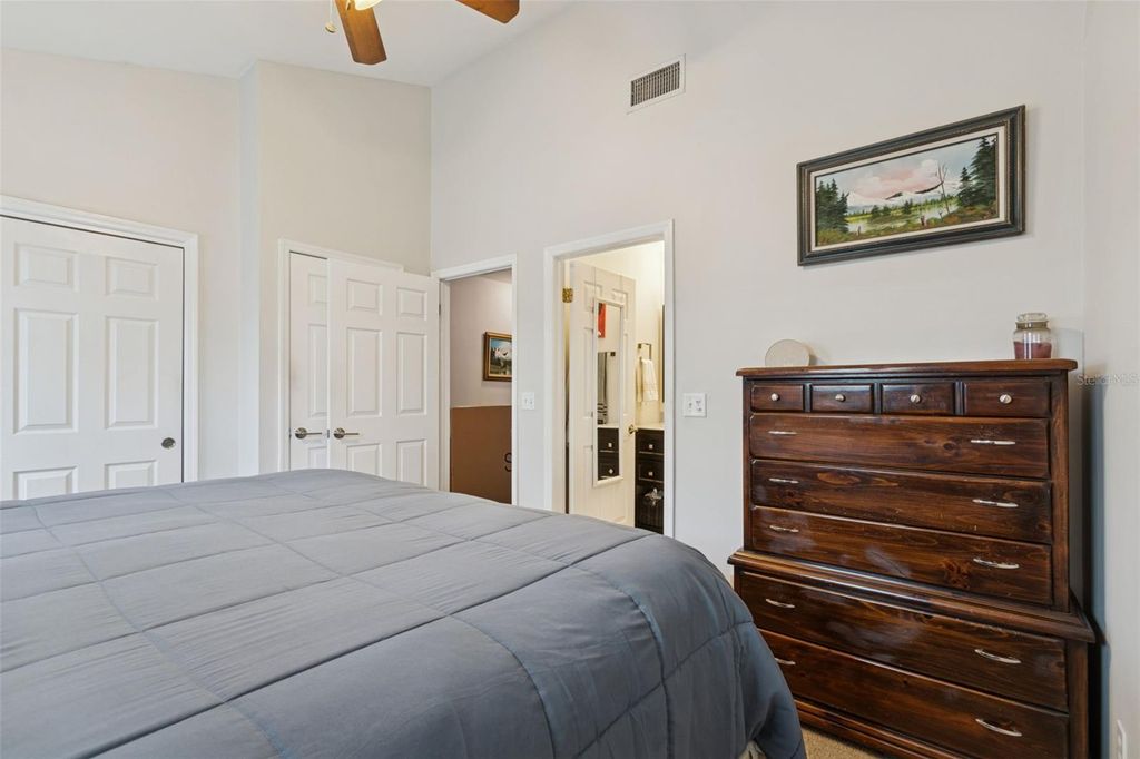 Image 38 of property listing at 1201 W HORATIO STREET F3, Tampa, FL 33606