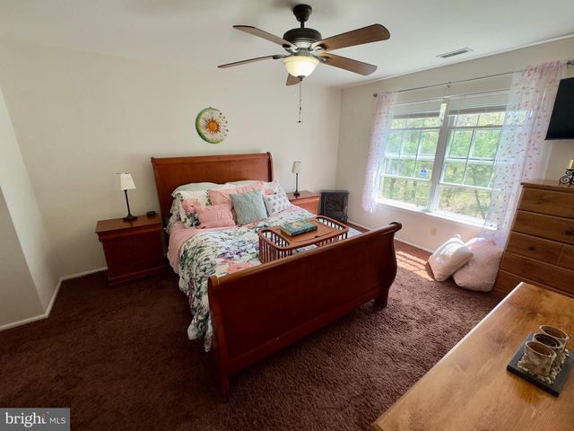 1306 SQUIRREL RD, Marlton, NJ 08053