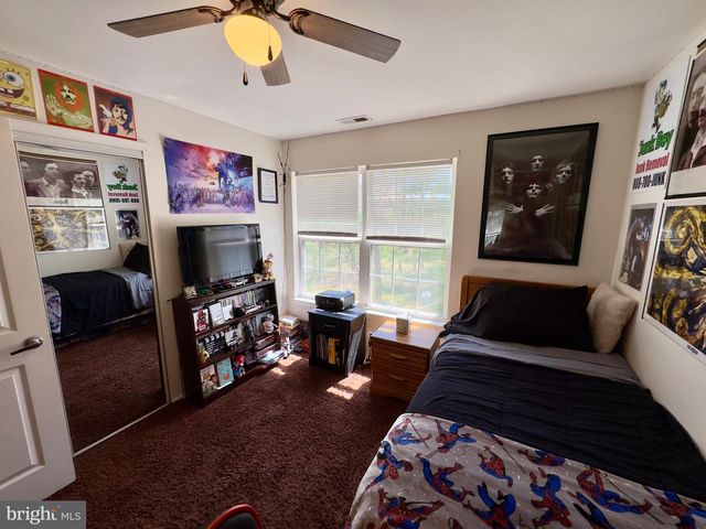 1306 SQUIRREL RD, Marlton, NJ 08053