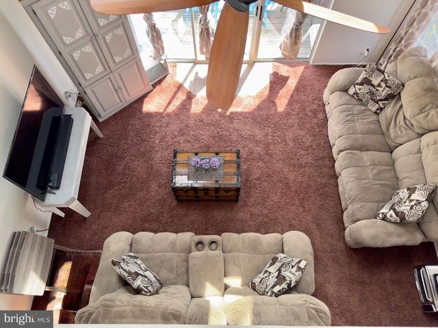 1306 SQUIRREL RD, Marlton, NJ 08053