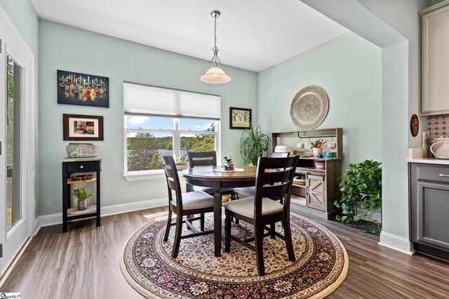 102 Indian Ridge Point, Laurens, SC 29360