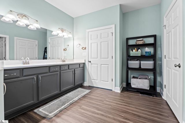 102 Indian Ridge Point, Laurens, SC 29360