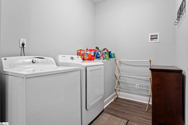 102 Indian Ridge Point, Laurens, SC 29360