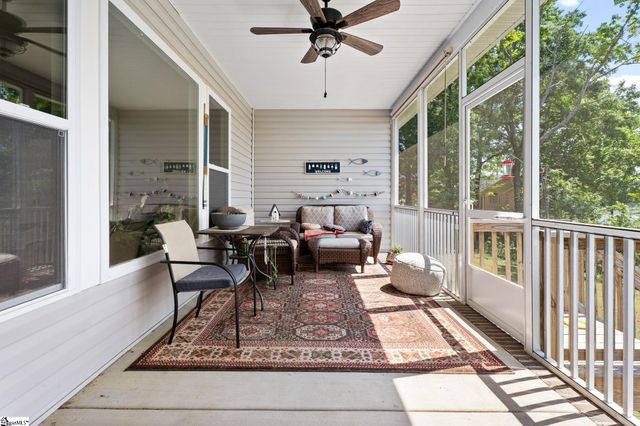 102 Indian Ridge Point, Laurens, SC 29360