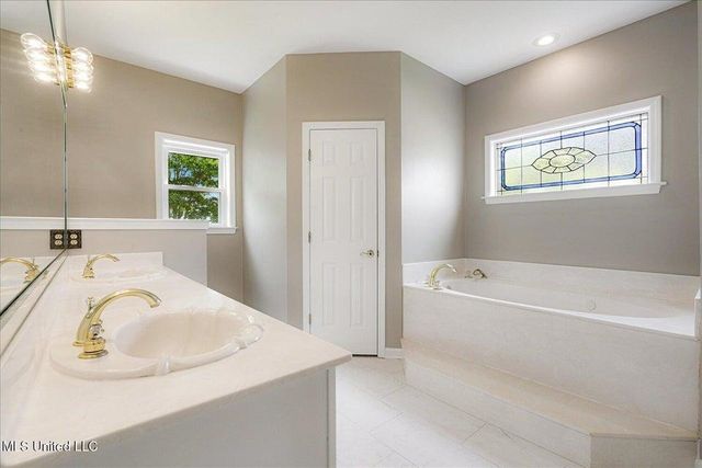 6923 SILVER CLOUD CV, Olive Branch, MS 38654