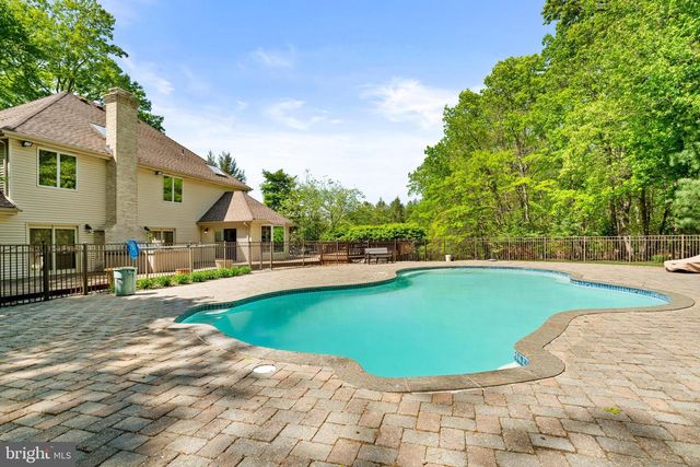 12 COUNTRY CLUB LANE, Marlboro, NJ 07746