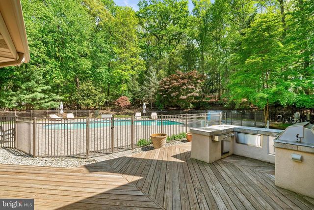 12 COUNTRY CLUB LANE, Marlboro, NJ 07746