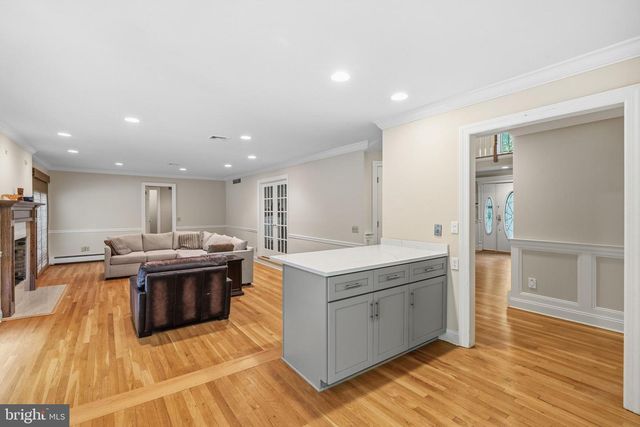 12 COUNTRY CLUB LANE, Marlboro, NJ 07746