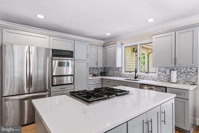 12 COUNTRY CLUB LANE, Marlboro, NJ 07746