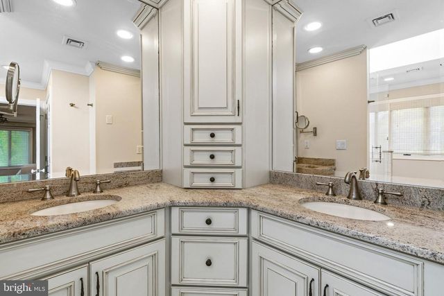 12 COUNTRY CLUB LANE, Marlboro, NJ 07746