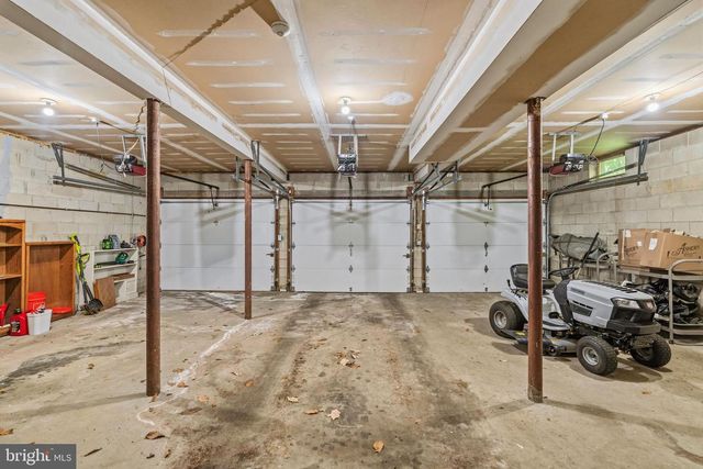 12 COUNTRY CLUB LANE, Marlboro, NJ 07746