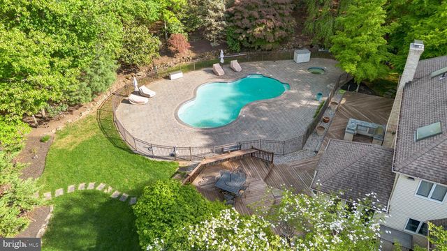 12 COUNTRY CLUB LANE, Marlboro, NJ 07746