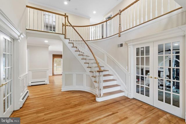 12 COUNTRY CLUB LANE, Marlboro, NJ 07746