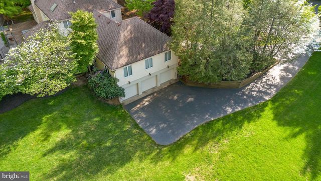 12 COUNTRY CLUB LANE, Marlboro, NJ 07746