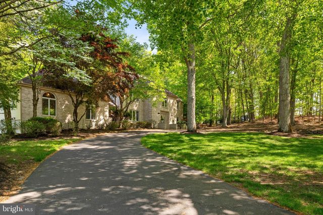 12 COUNTRY CLUB LANE, Marlboro, NJ 07746