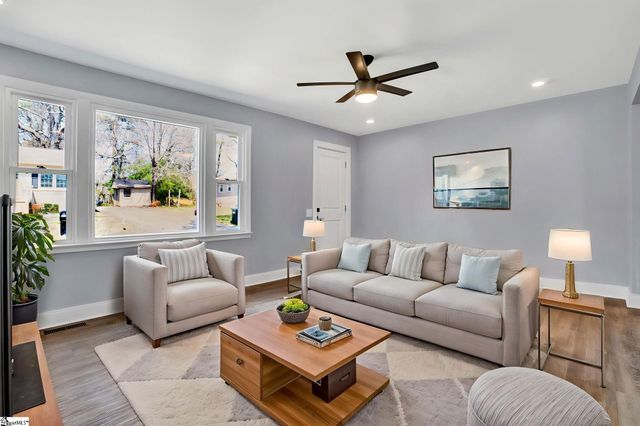 101 Mark Street, Easley, SC 29640