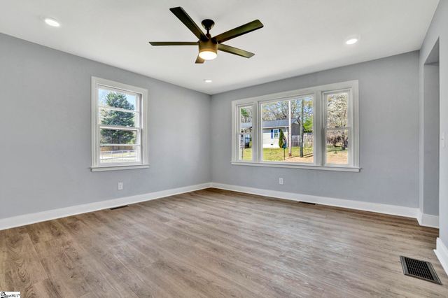 101 Mark Street, Easley, SC 29640