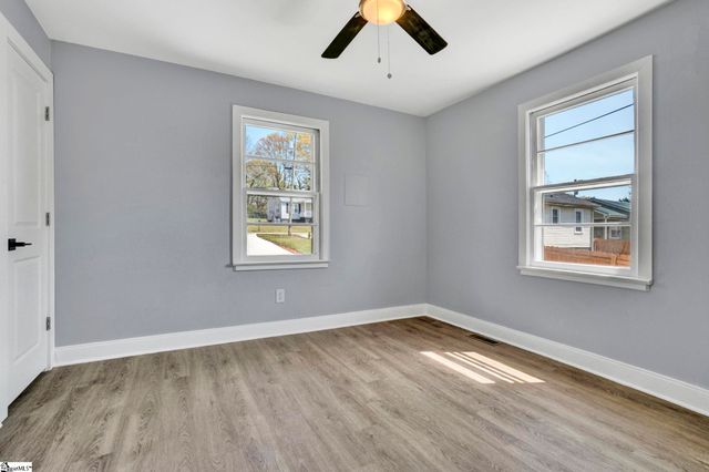 101 Mark Street, Easley, SC 29640