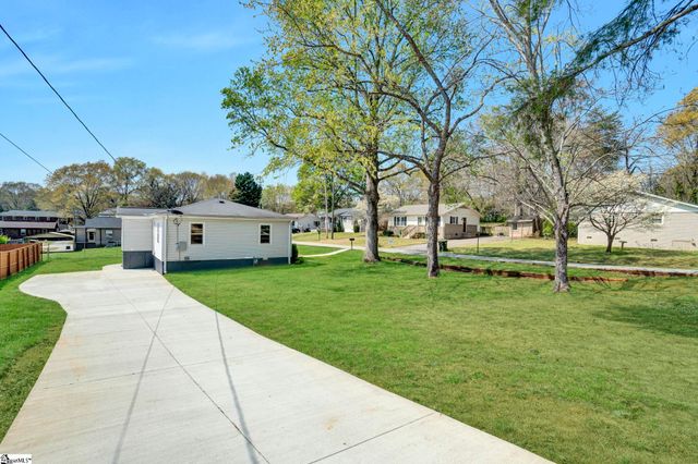 101 Mark Street, Easley, SC 29640