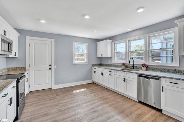 101 Mark Street, Easley, SC 29640