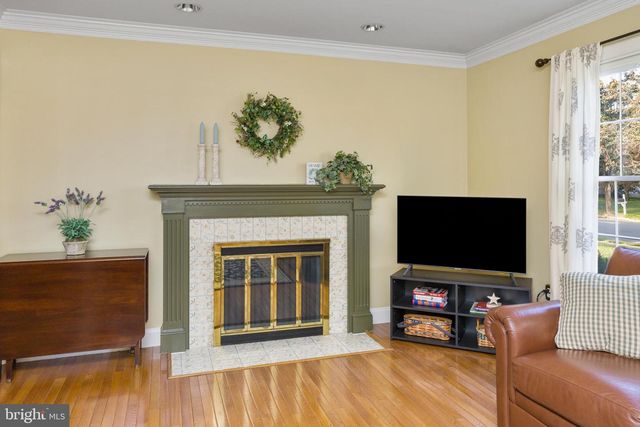 2501 SYLVAN AVE, Hamilton, NJ 08610