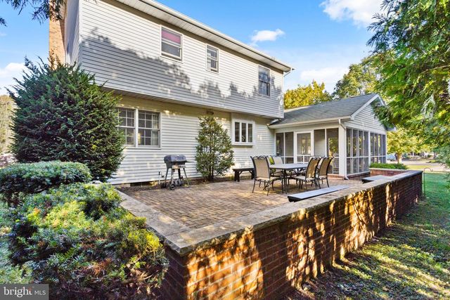 2501 SYLVAN AVE, Hamilton, NJ 08610