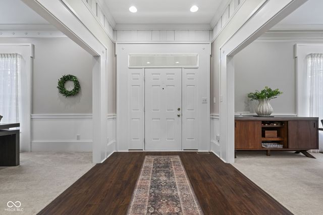 2888 Cromwell Court, Greenwood, IN 46143
