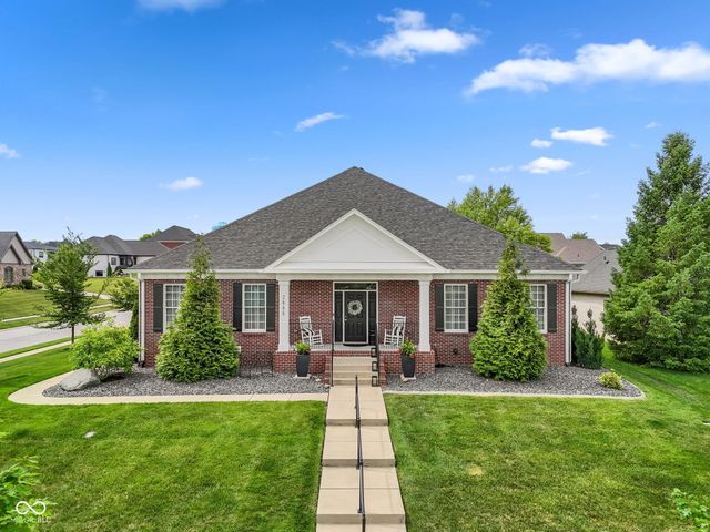 2888 Cromwell Court, Greenwood, IN 46143