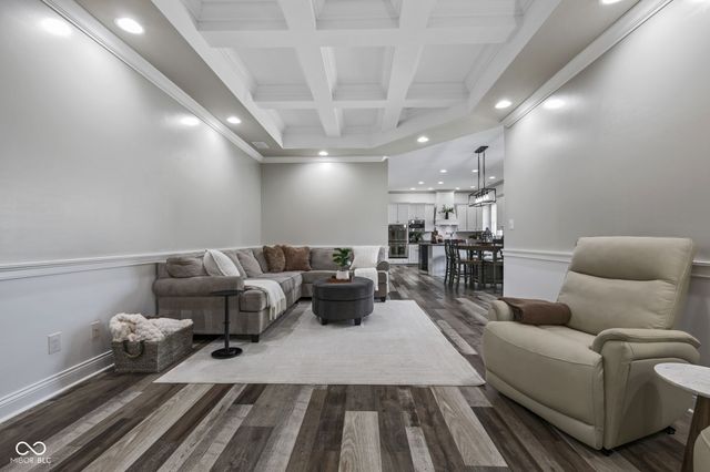 2888 Cromwell Court, Greenwood, IN 46143