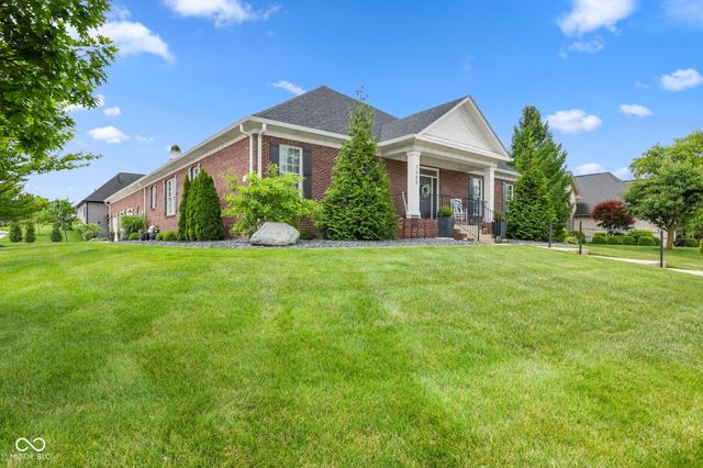 2888 Cromwell Court, Greenwood, IN 46143